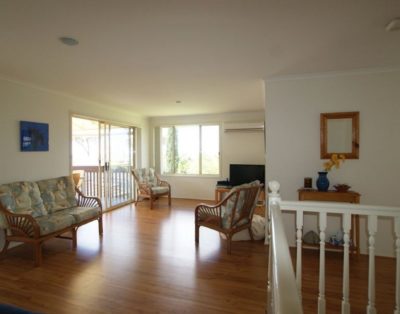 Caseys Beach Retreat on Calton