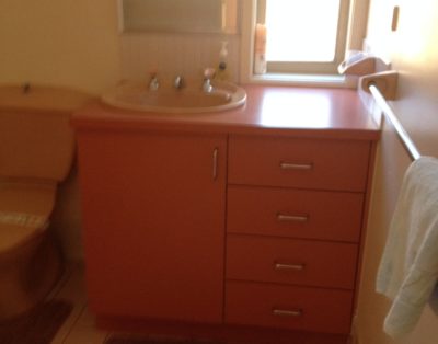 Leafy Longbeach Hideaway