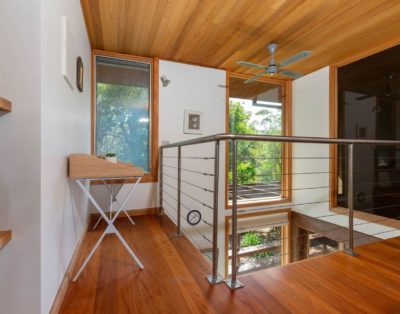 Pipi’s Beach House Guerilla Bay